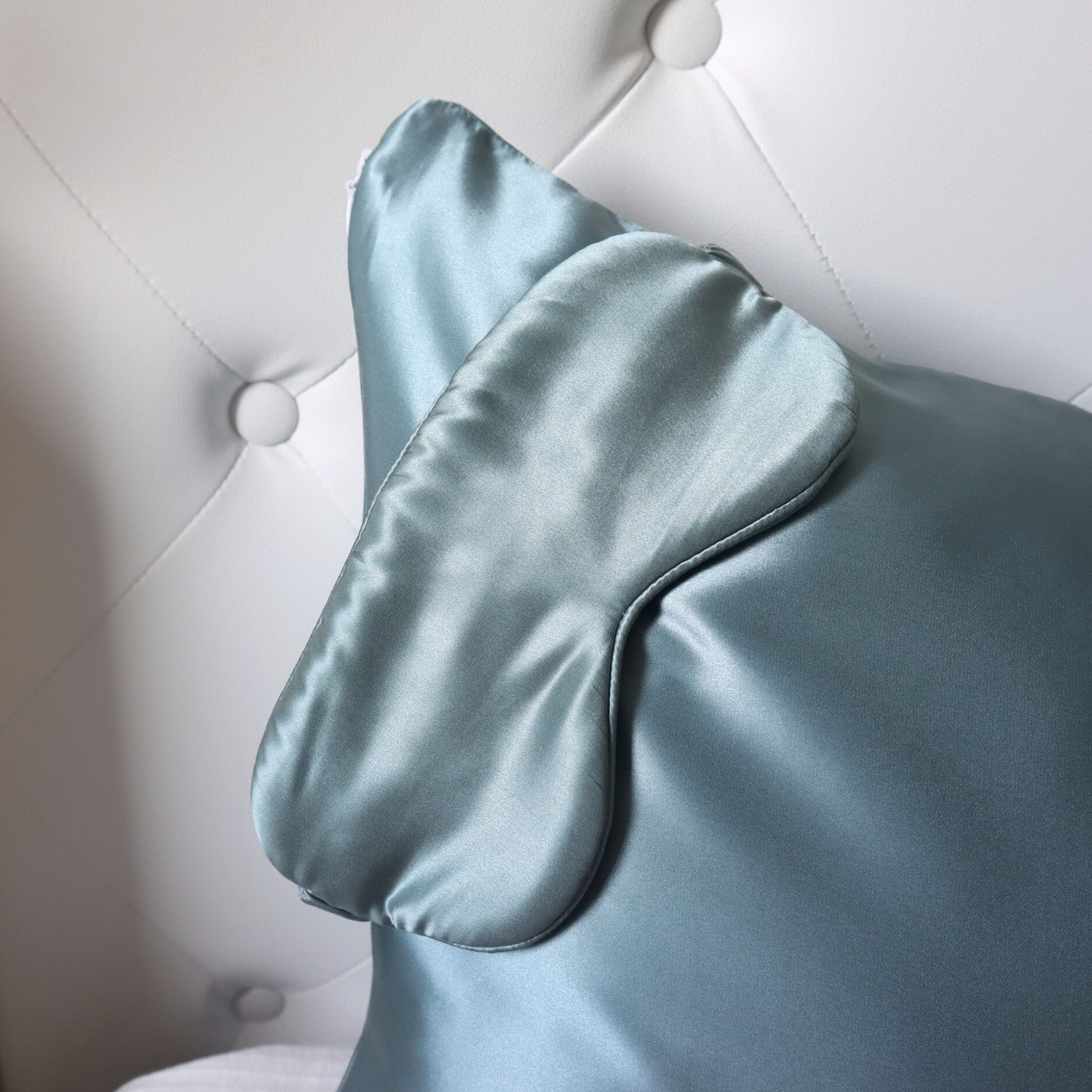 Silk Eye Sleeping Mask 100% Pure Mulberry Silk Silver Grey White Pink Gold Blue Luxury Gift