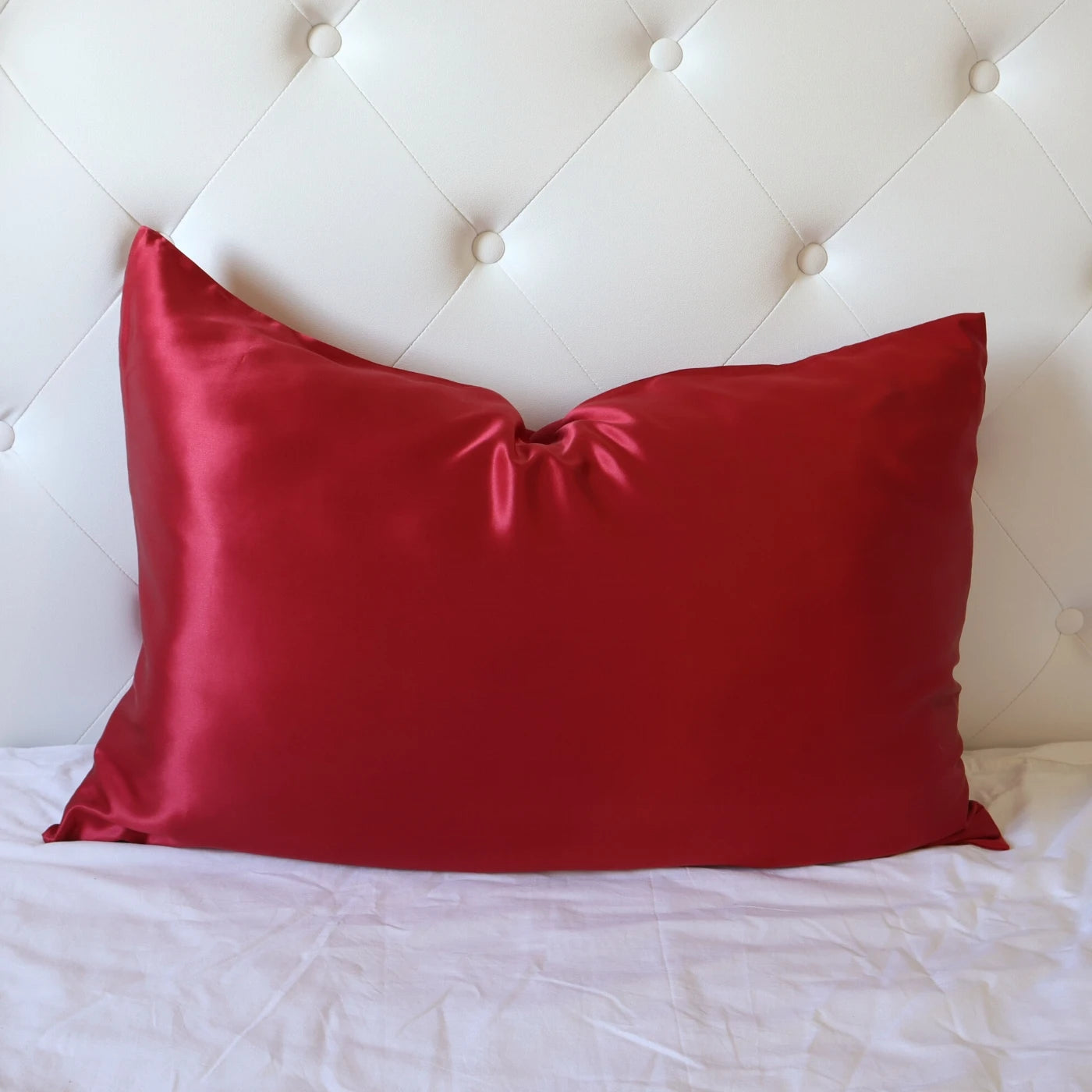 Mulberry Silk Pillowcase With Zipper 22 Momme 6A Grade Red