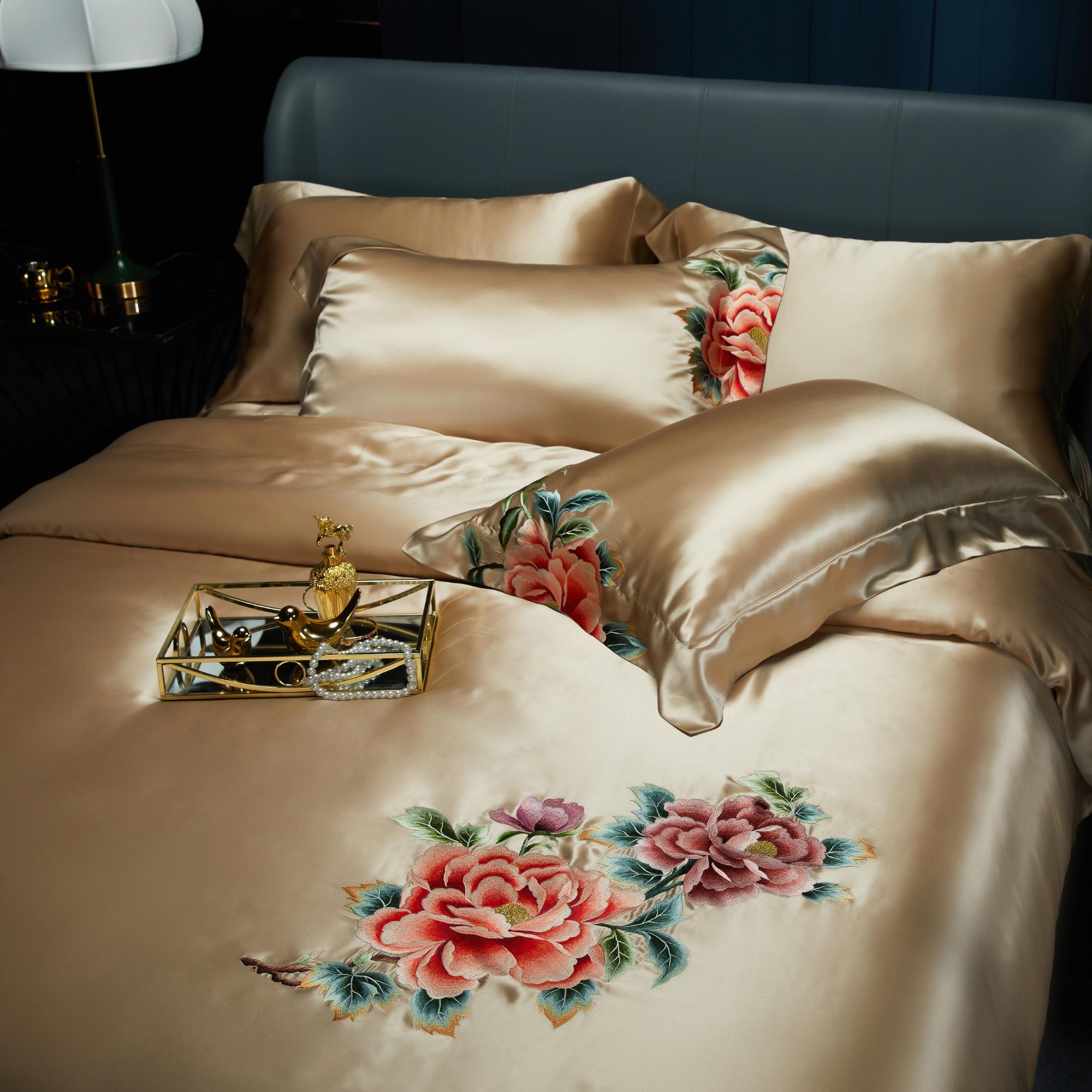 Luxury hand Embroidered 4 Psc 22 MM Pure Real Mulberry Silk Bedding Set in Gold Roses Flowers Floral Duvet