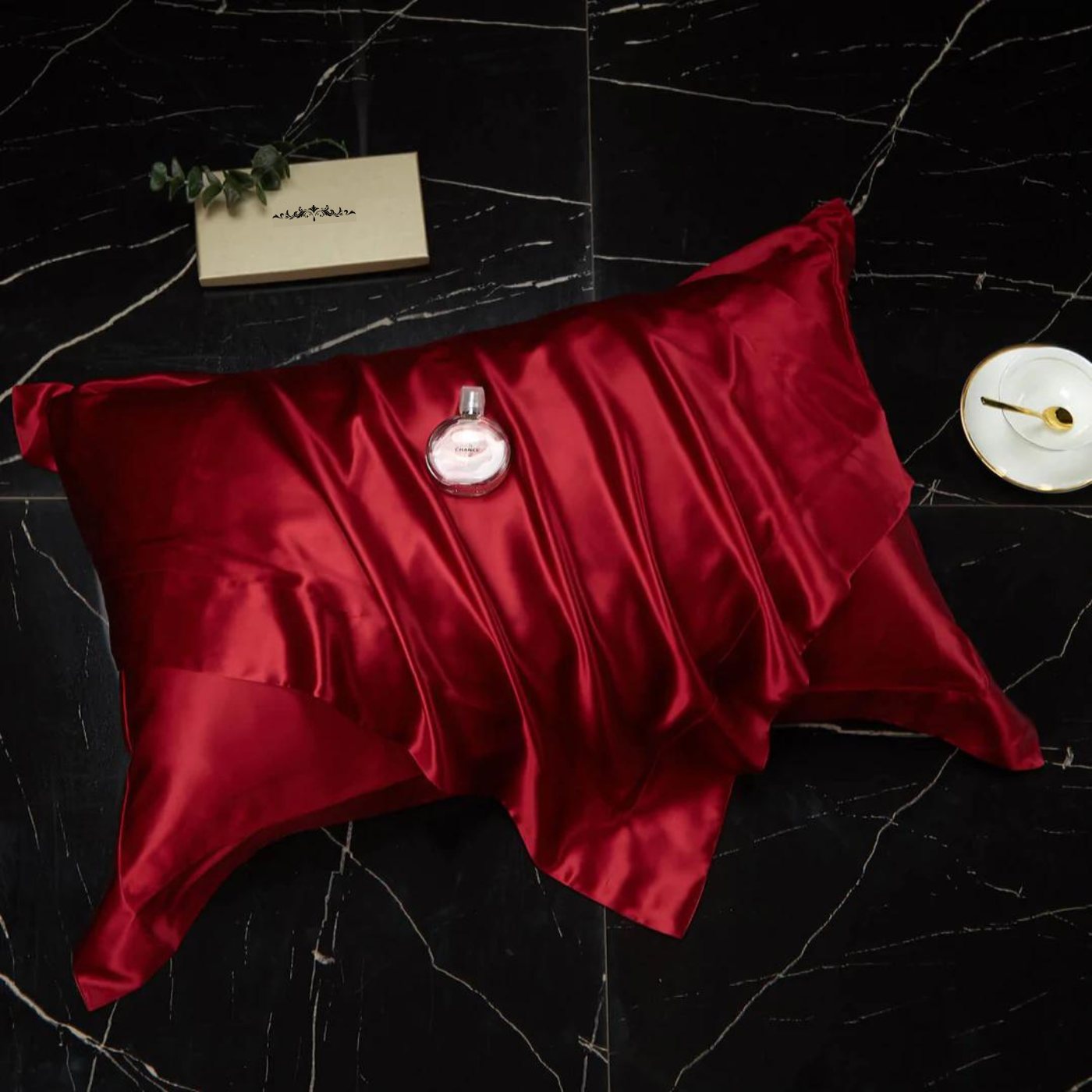 Luxury 4 Psc 22 Momme 100% Mulberry Silk Bedding Set Duvet Cover Fitted Sheet 2 Pillow Covers Cases in Red