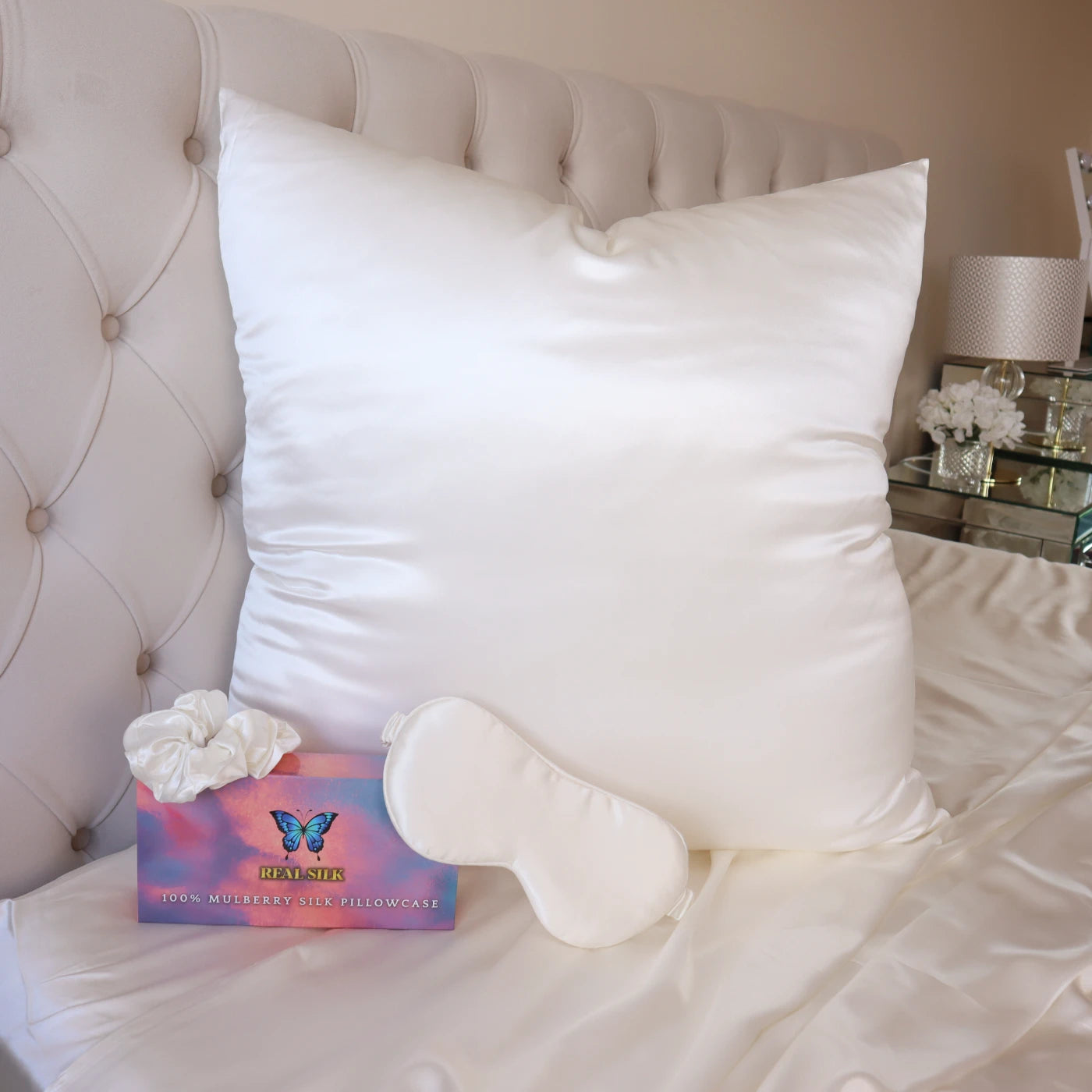 Mulberry Silk Gift Set - 22 Momme Silk Pillowcase, Sleeping Mask & Hair Scrunchie White