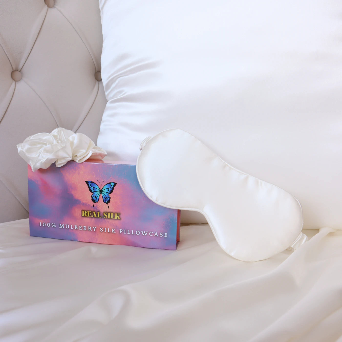 Mulberry Silk Gift Set - 22 Momme Silk Pillowcase, Sleeping Mask & Hair Scrunchie White