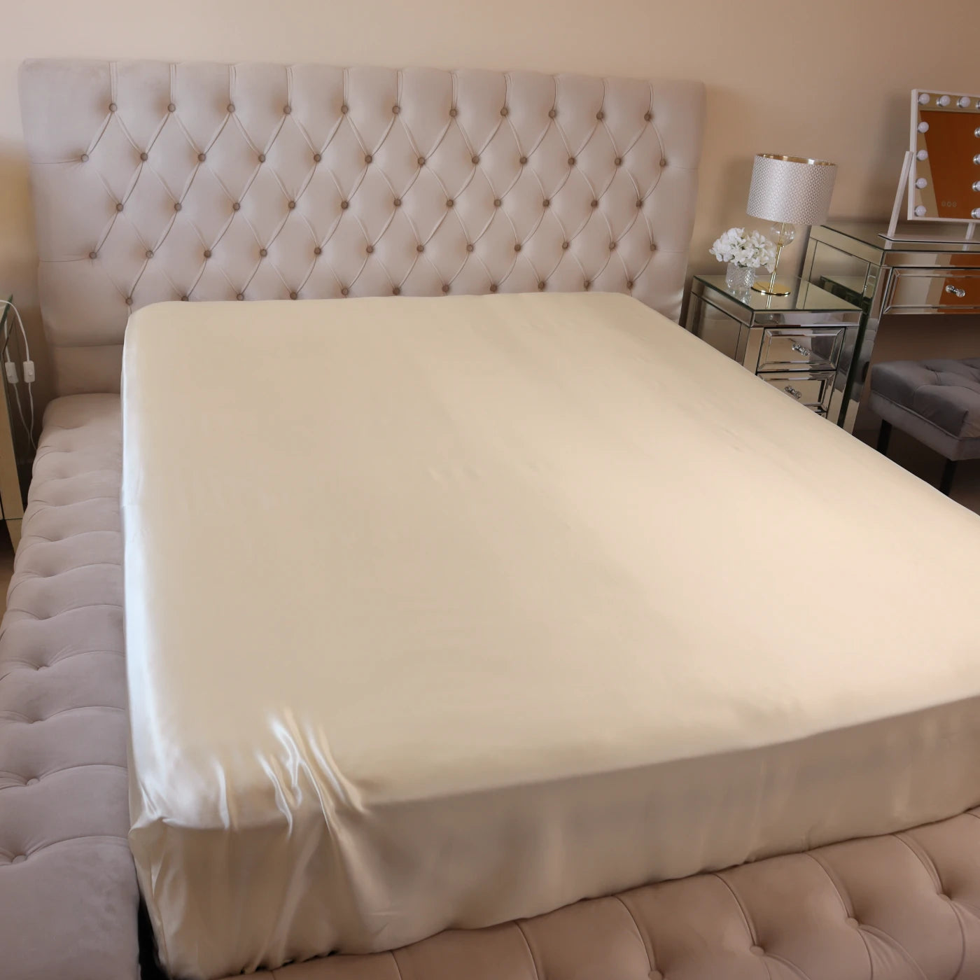 22 Momme Mulberry Silk Fitted Sheet