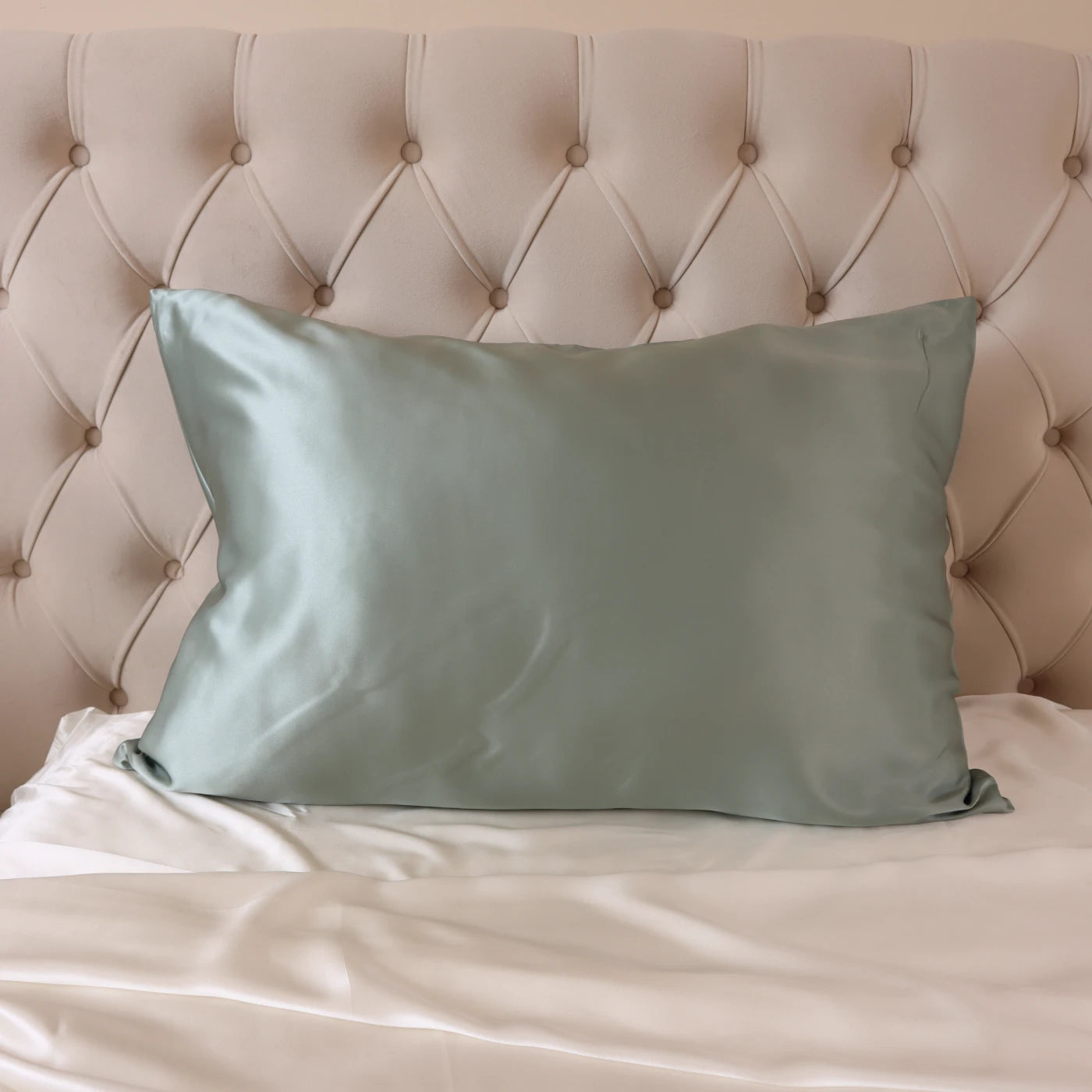 Matcha Light Green zipper Closure 22 Momme Mulberry Real Silk Pillowcase UK