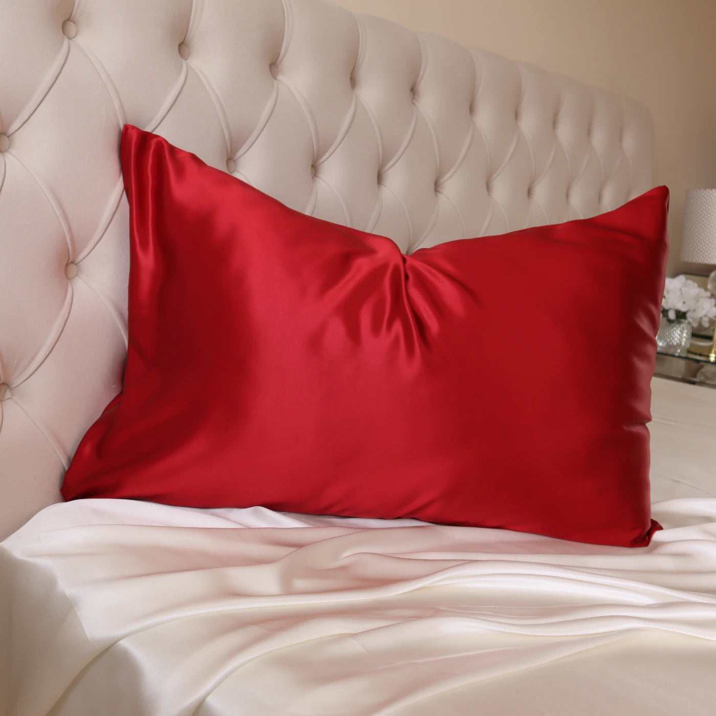 Red 22 Momme Mulberry Silk Pillowcase
