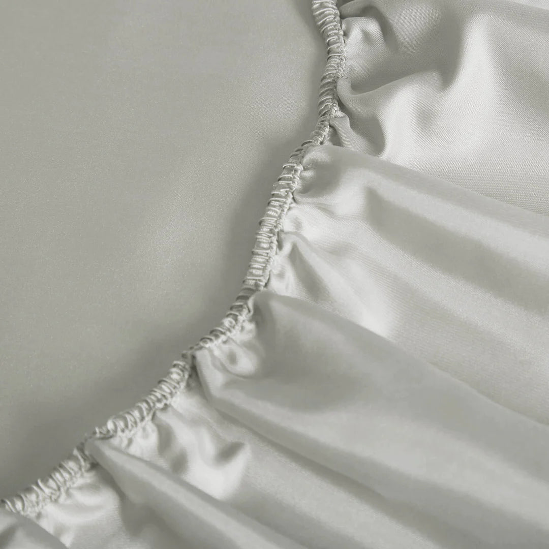 22 Momme Mulberry Silk Fitted Sheet in White or Silver