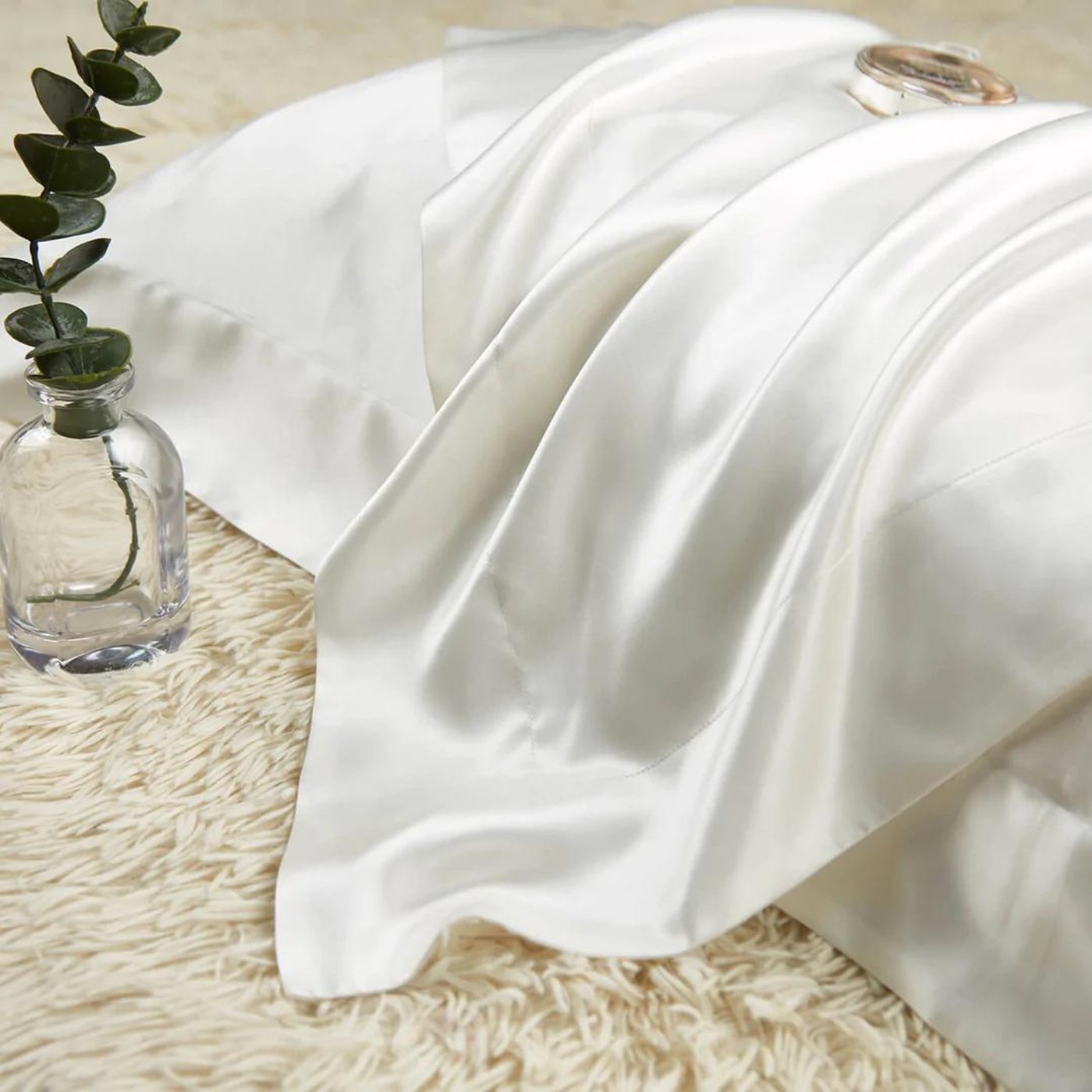 Luxury 4 Psc 22 Momme 100% Mulberry Silk Bedding Set Duvet Cover Fitted Sheet 2 Pillow Covers Cases in White