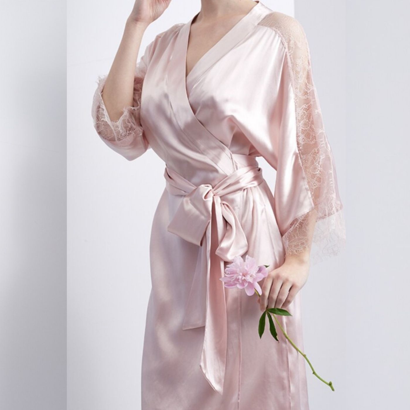 100% Pure Real Mulberry Silk Robe Nightwear Sleepwear Loungewear Luxury Pyjamas pajamas Pink Blue Lace Sleeves Mid length UK US France Spain Belgium